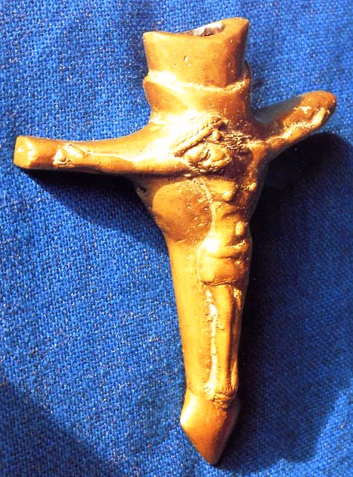 christusfiguur in de vorm van een gourounsi-fluit; procd cire-perdue