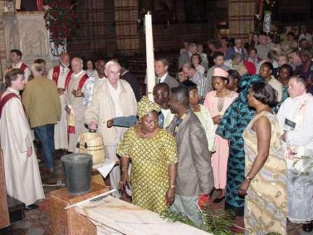 Oecumenische Pinksterviering in de Marthakerk.
